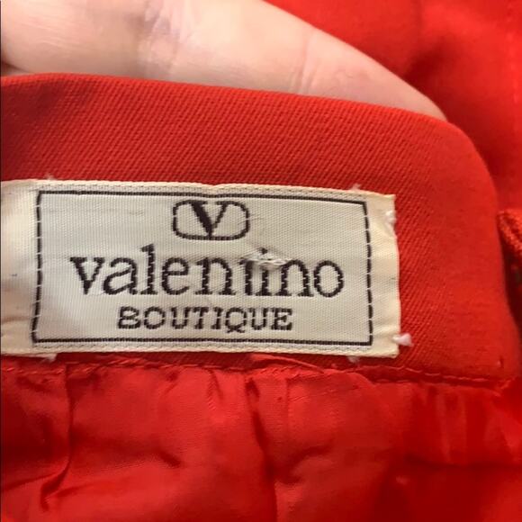 VINTAGE Valentino boutique red pencil skirt - Picture 3 of 7